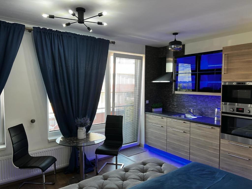 Apartment Iron Cube Prag